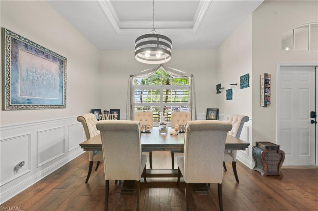 THE ENCLAVE - Residential