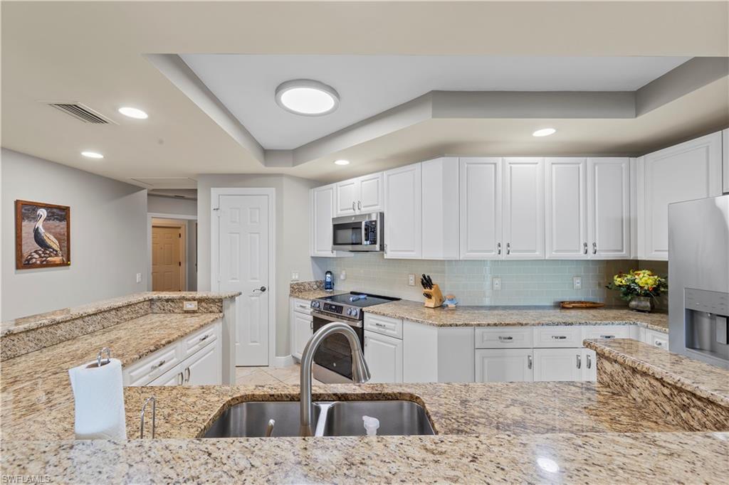 ST. TROPEZ - Residential