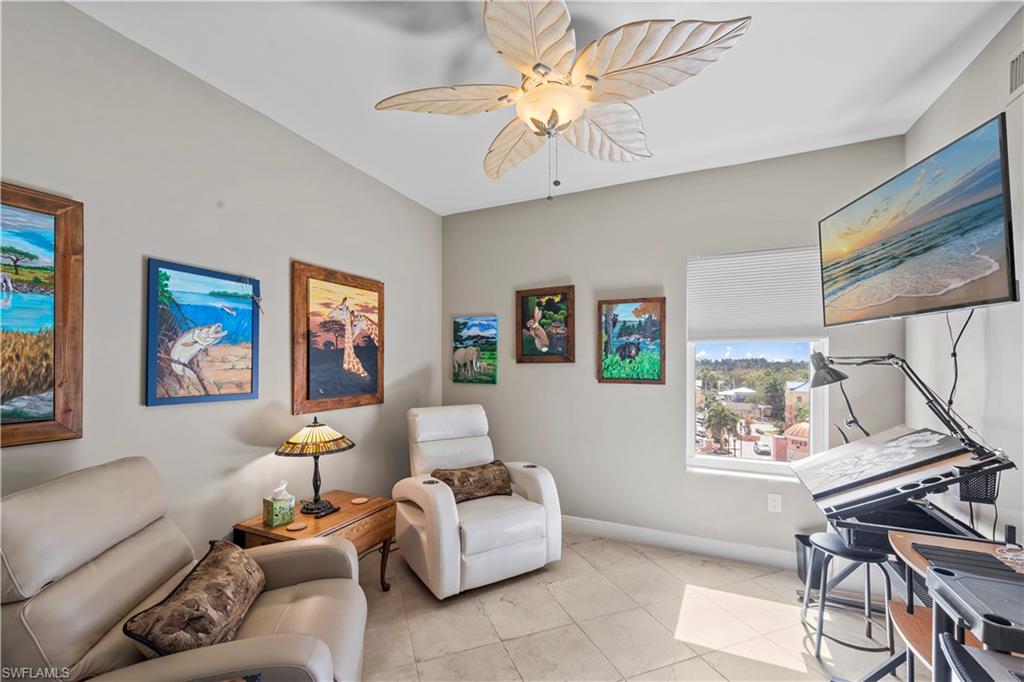 ST. TROPEZ - Residential