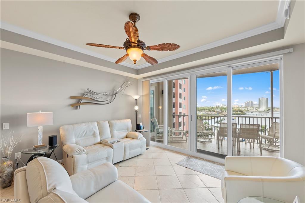 ST. TROPEZ - Residential