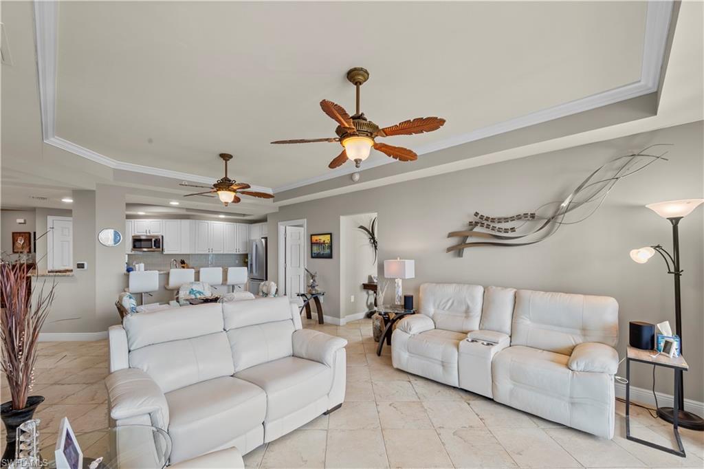 ST. TROPEZ - Residential