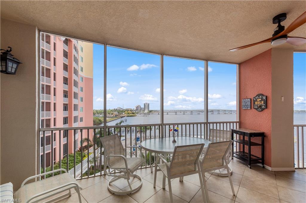 ST. TROPEZ - Residential