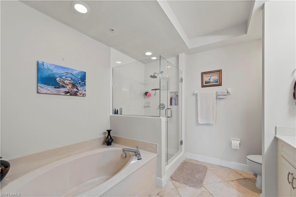 ST. TROPEZ - Residential