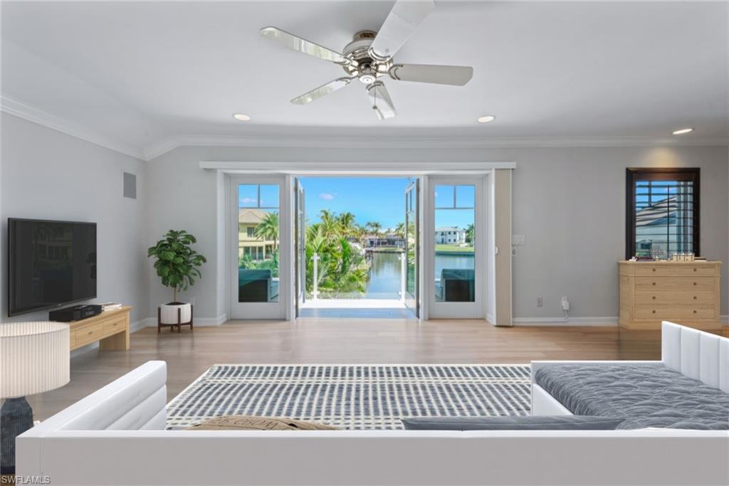 MARCO BEACH - Residential