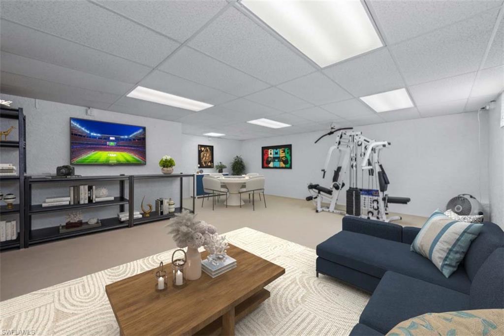 MARCO BEACH - Residential