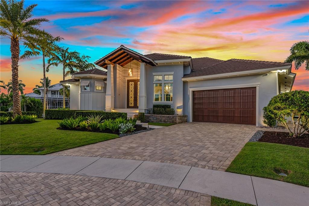 MARCO BEACH - Residential