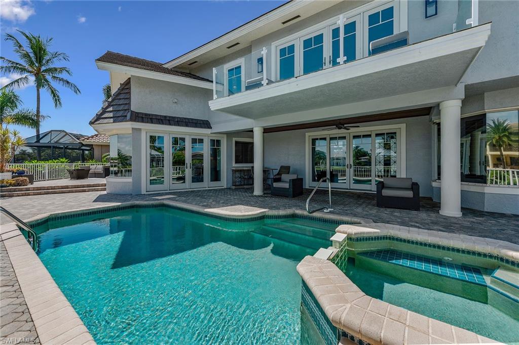 MARCO BEACH - Residential