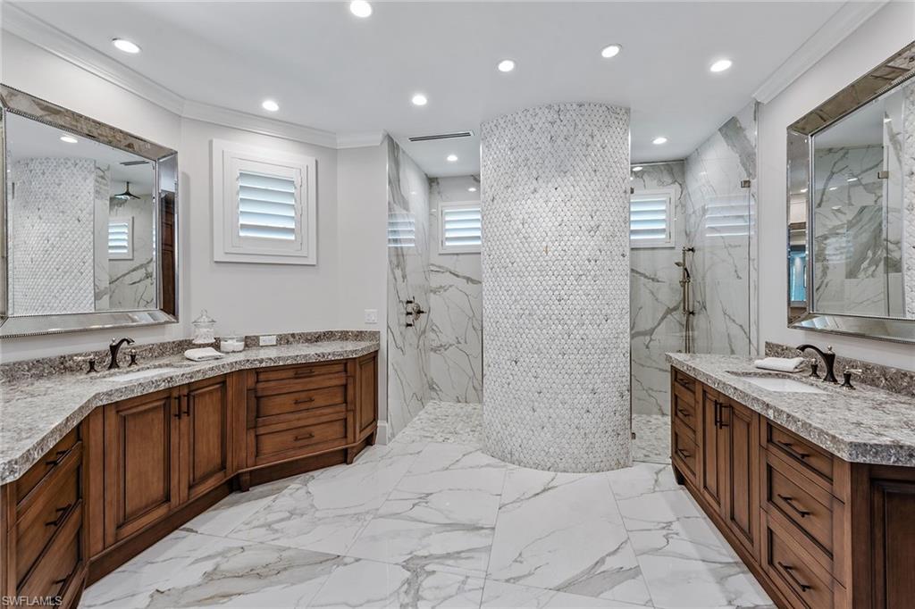 MARCO BEACH - Residential