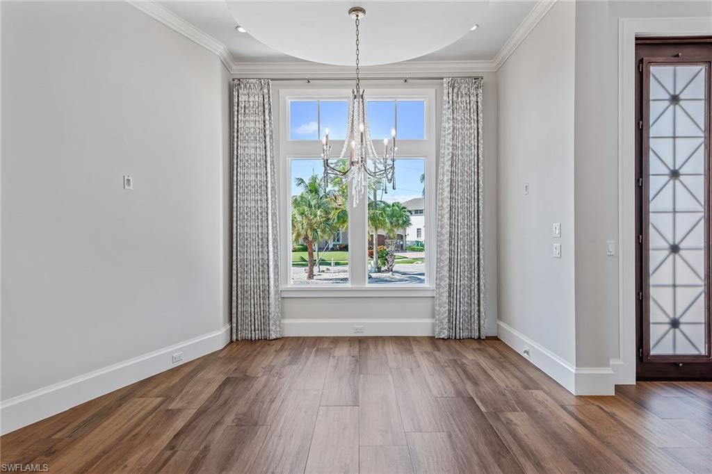 MARCO BEACH - Residential