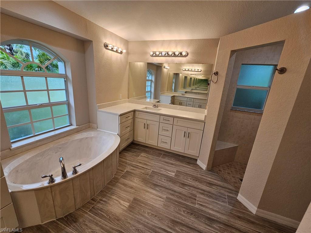 PORT CHARLOTTE - Residential