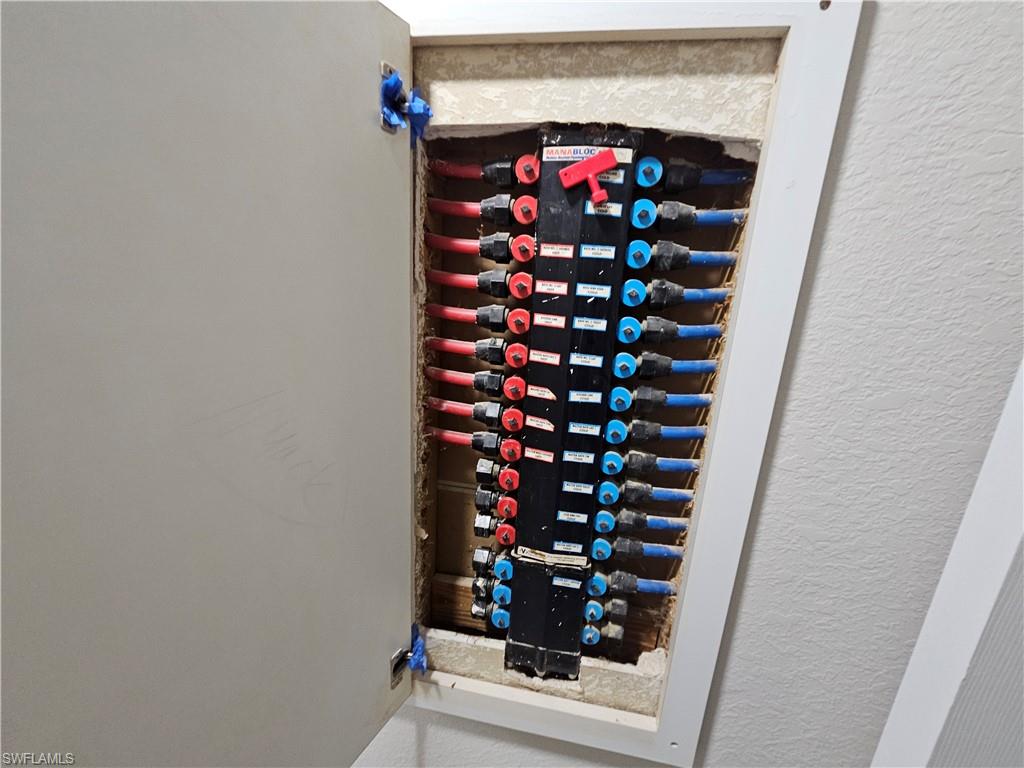 PORT CHARLOTTE - Residential