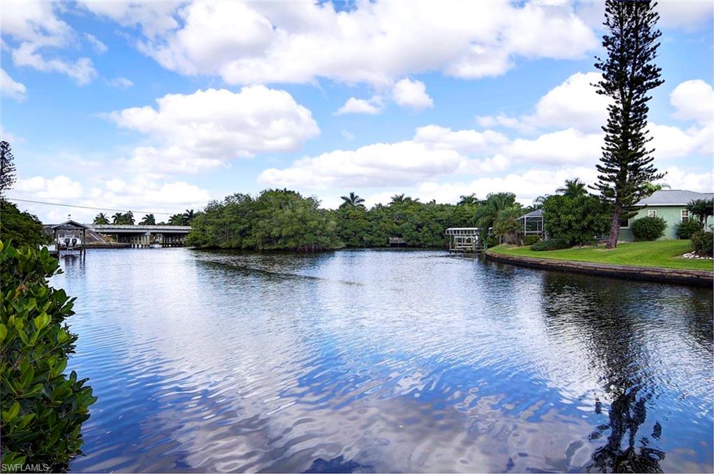 WHISKEY CREEK VILLAGE GREEN - Residential