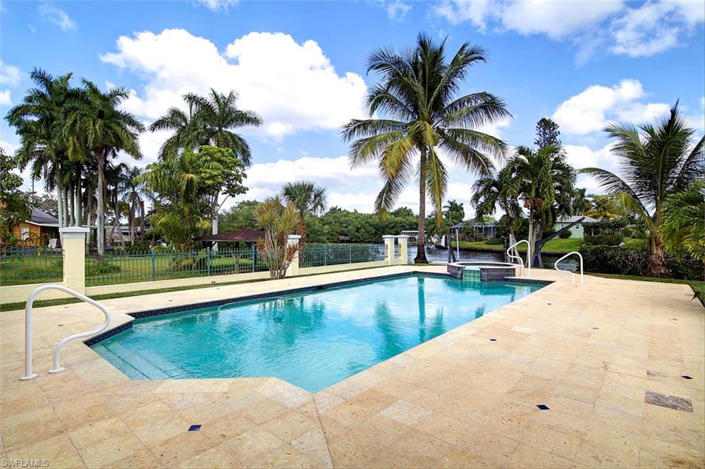 WHISKEY CREEK VILLAGE GREEN - Residential