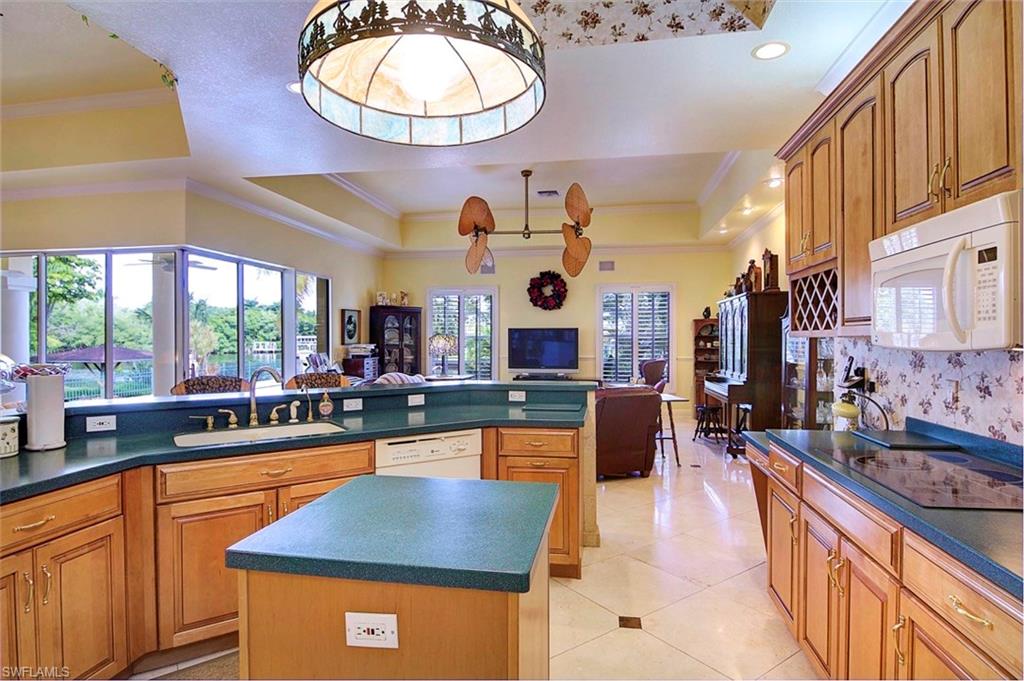 WHISKEY CREEK VILLAGE GREEN - Residential