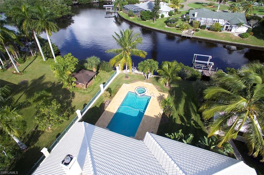 WHISKEY CREEK VILLAGE GREEN - Residential