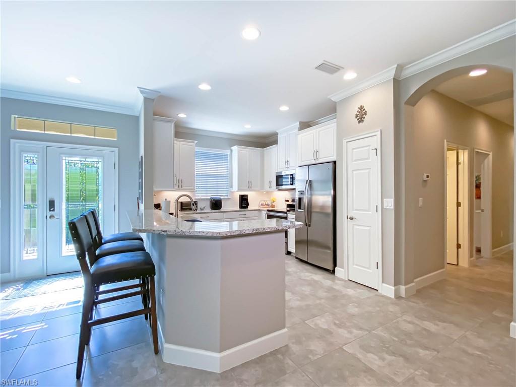 LUCAYA - Residential