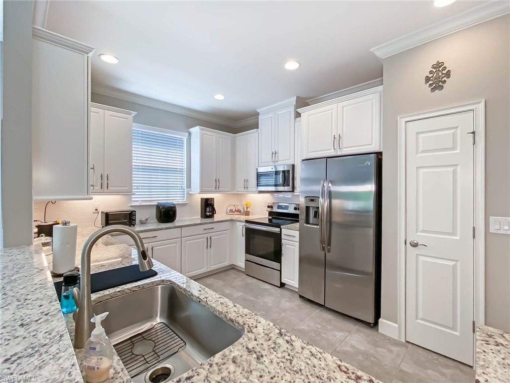 LUCAYA - Residential