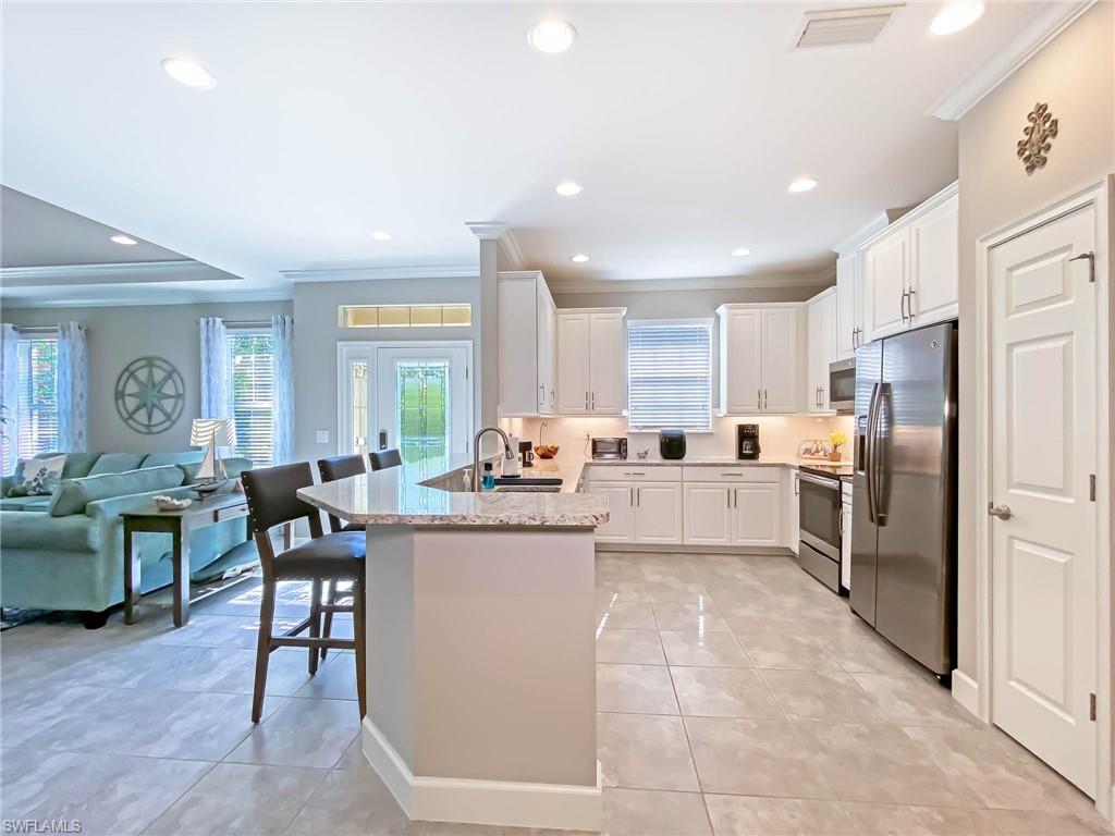 LUCAYA - Residential