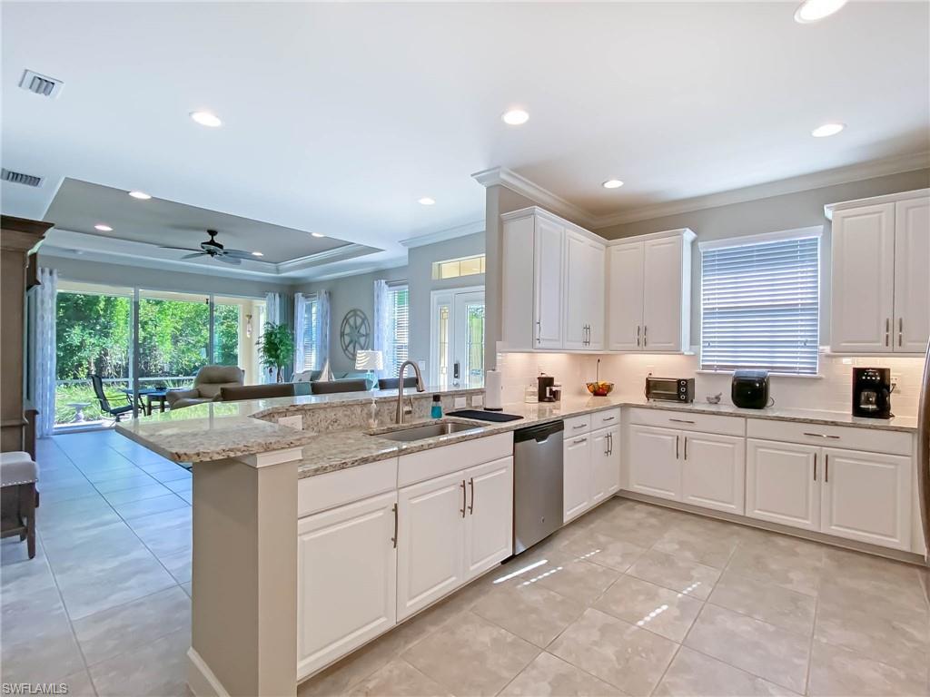 LUCAYA - Residential