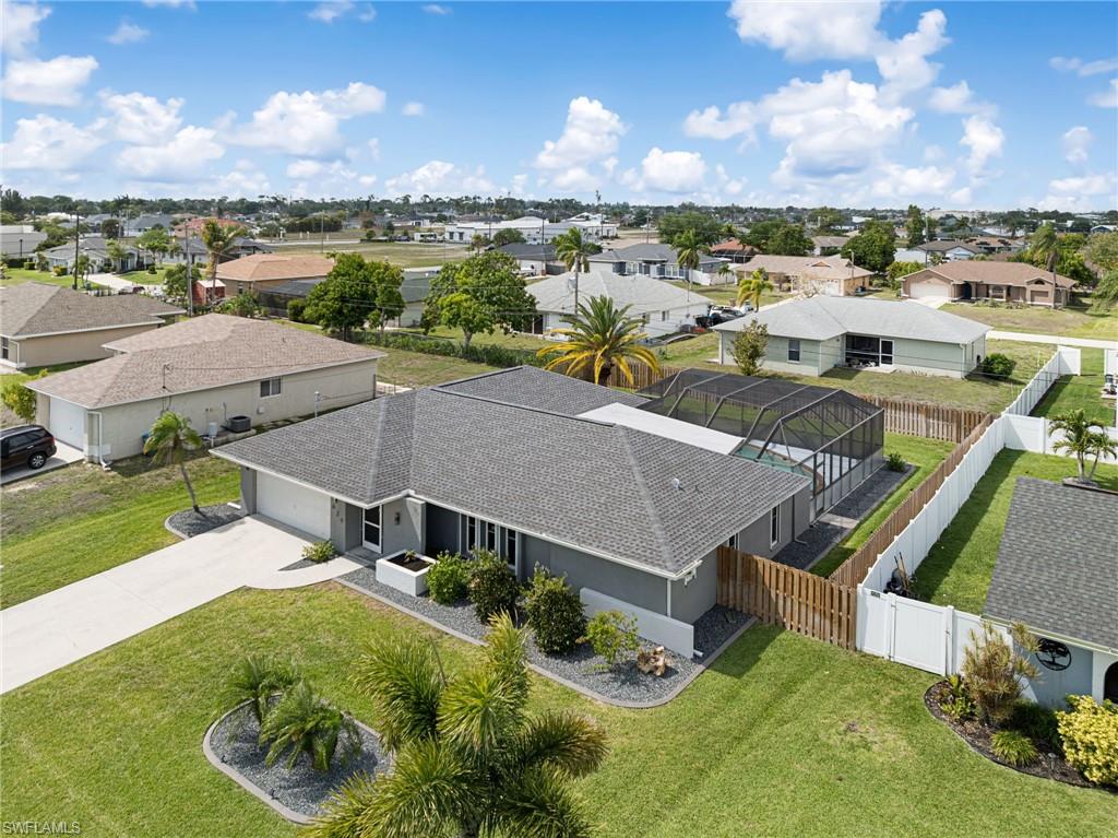 CAPE CORAL - Residential