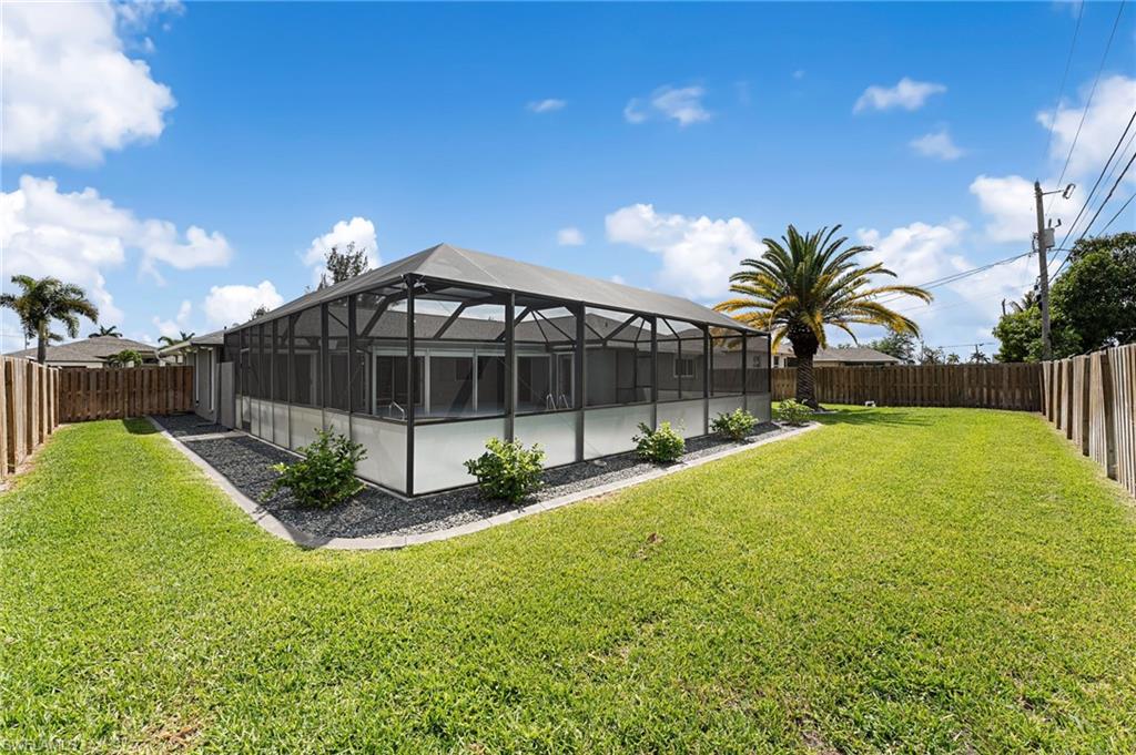 CAPE CORAL - Residential