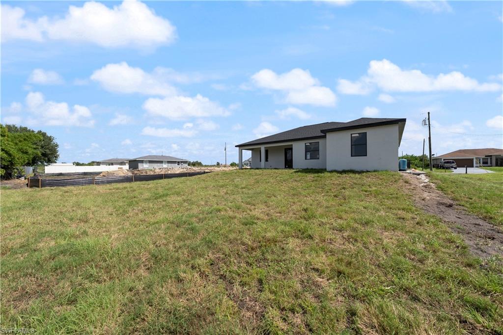 LEHIGH ACRES - Residential