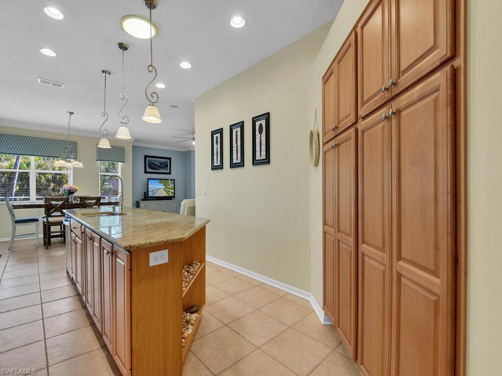 STONEYBROOK - Residential