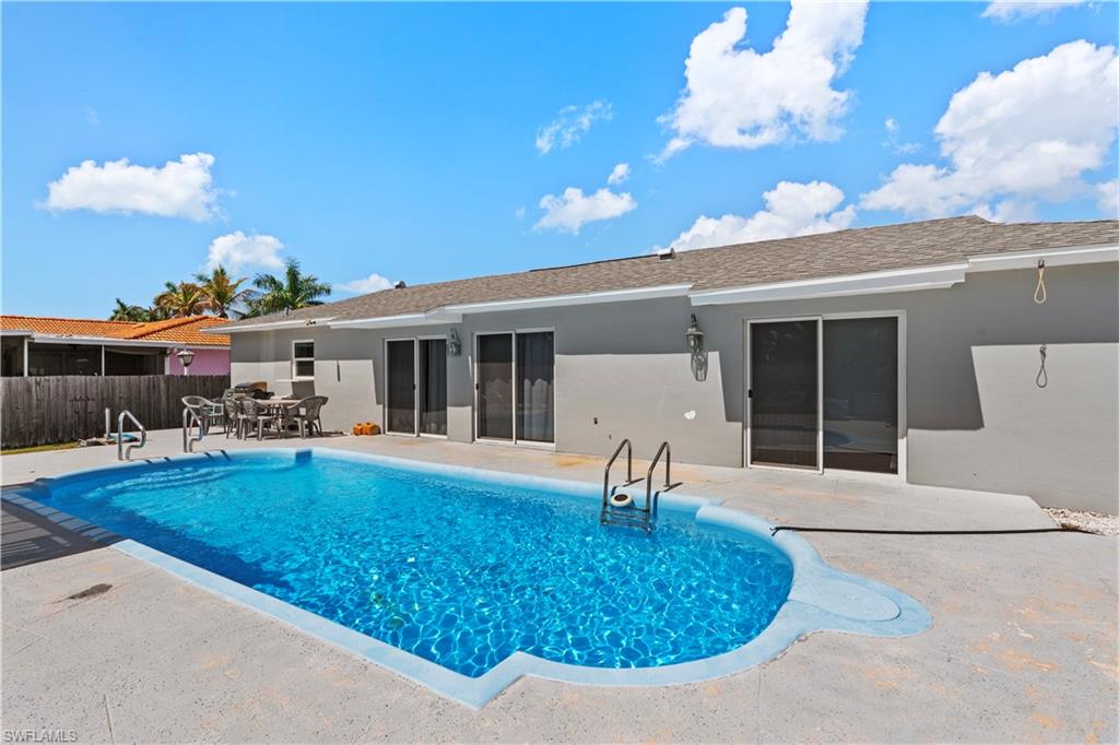 MARCO ISLAND - Residential