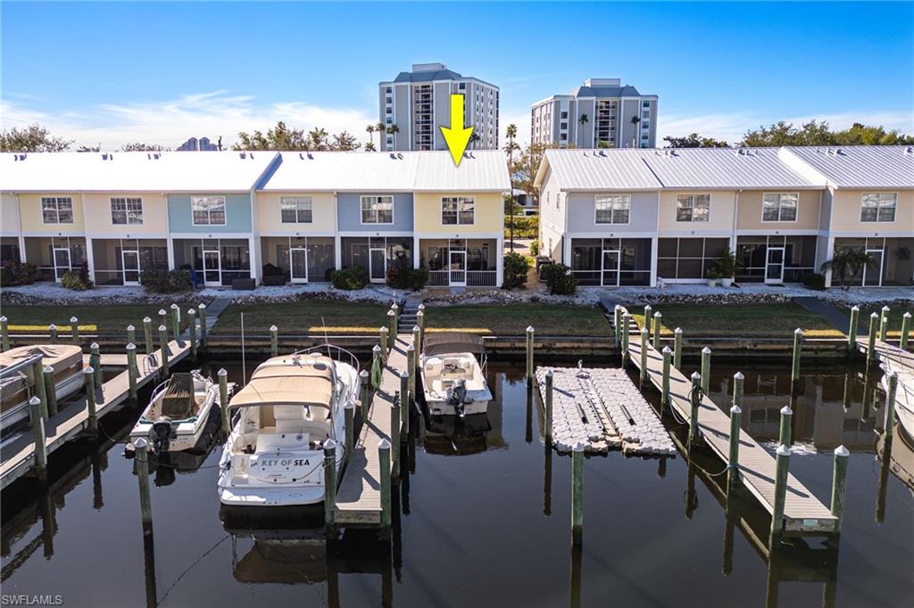 SHIPYARD VILLAS - Residential