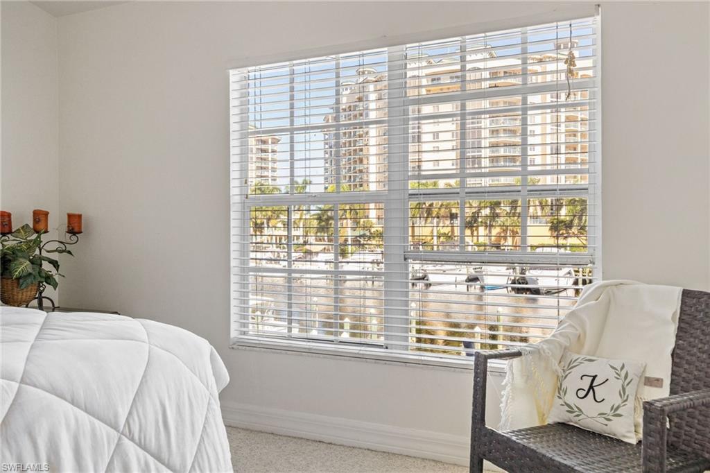 SHIPYARD VILLAS - Residential