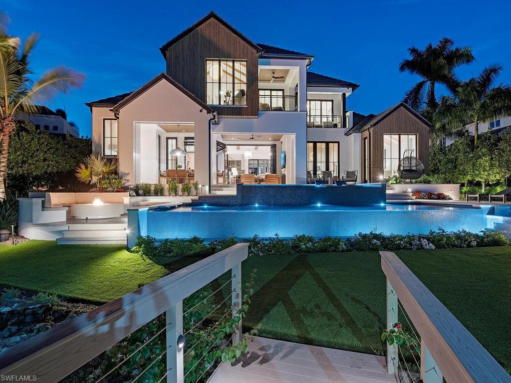 3040 Fort Charles DR