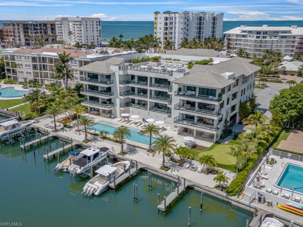 1820 Gulf Shore BLVD N 202
