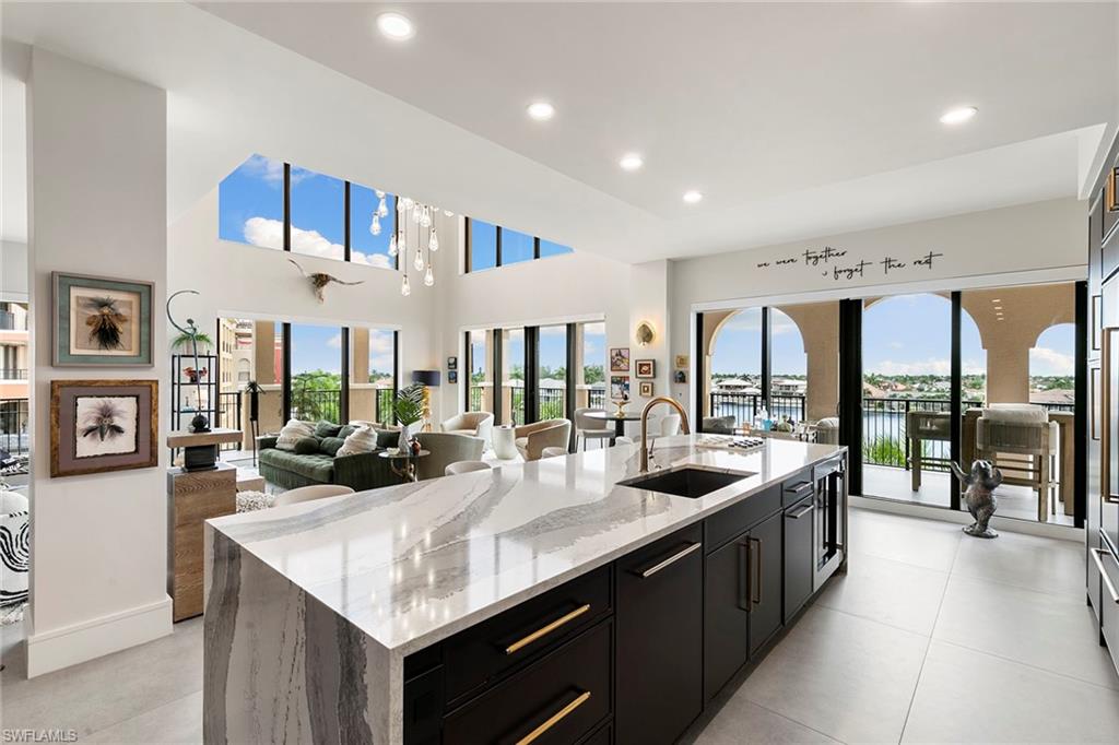 ESPLANADE - Residential