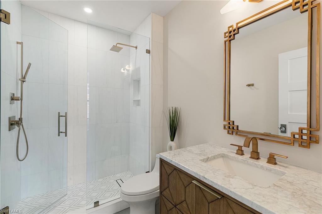 ESPLANADE - Residential