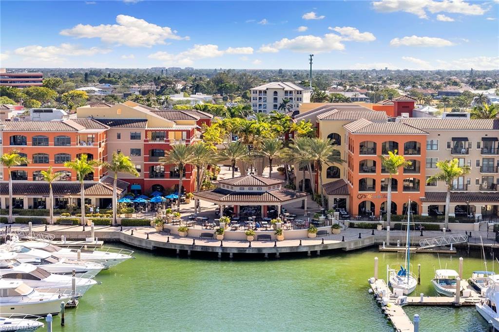 ESPLANADE - Residential