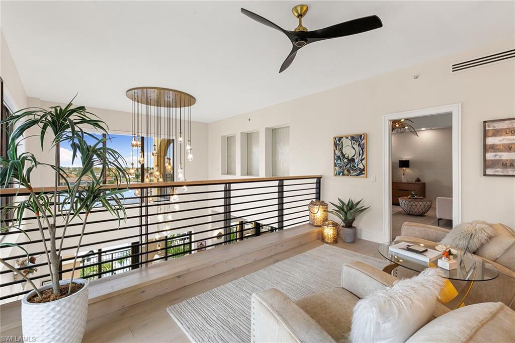 ESPLANADE - Residential