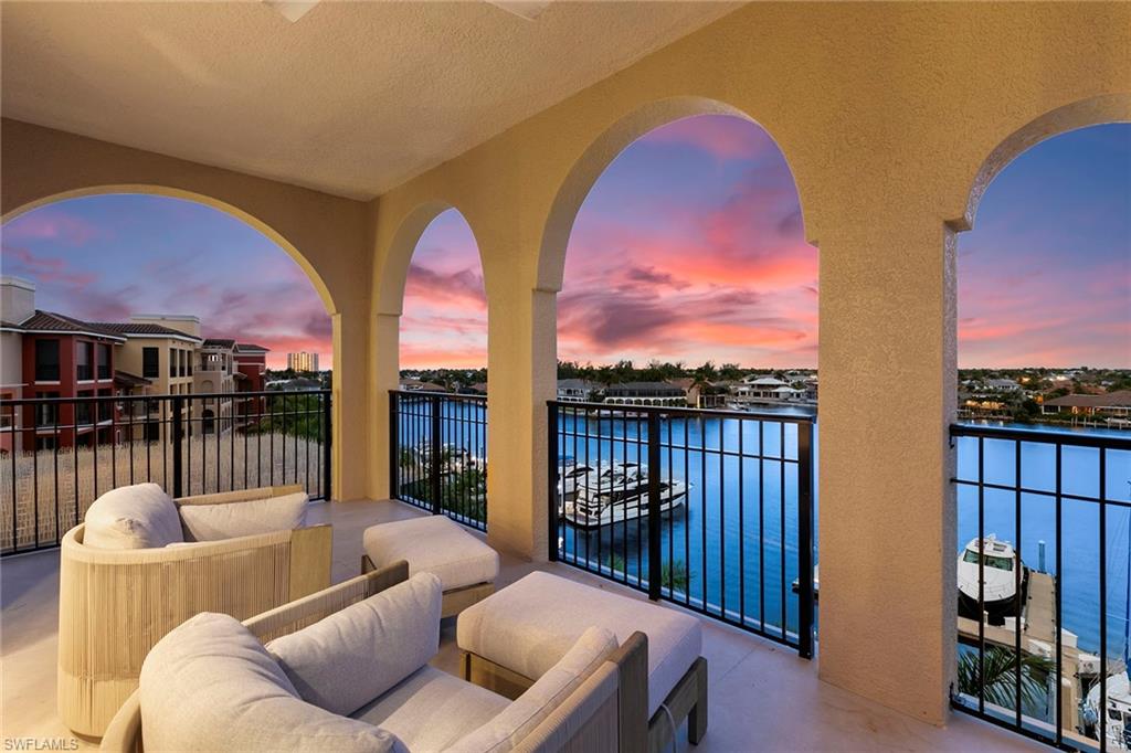 ESPLANADE - Residential