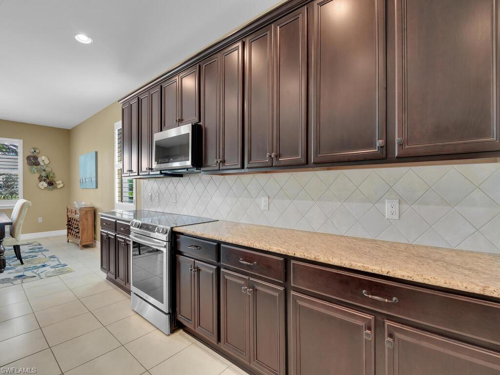 VERONA WALK - Residential