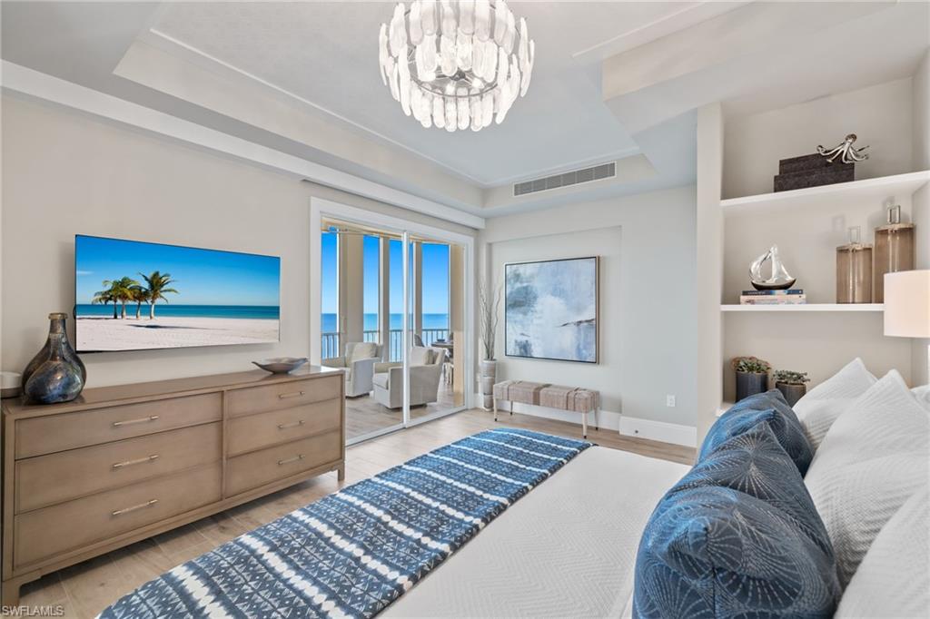 BAREFOOT BEACH CLUB - Residential