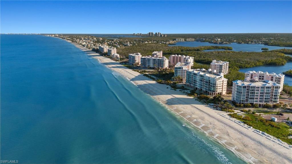 BAREFOOT BEACH CLUB - Residential