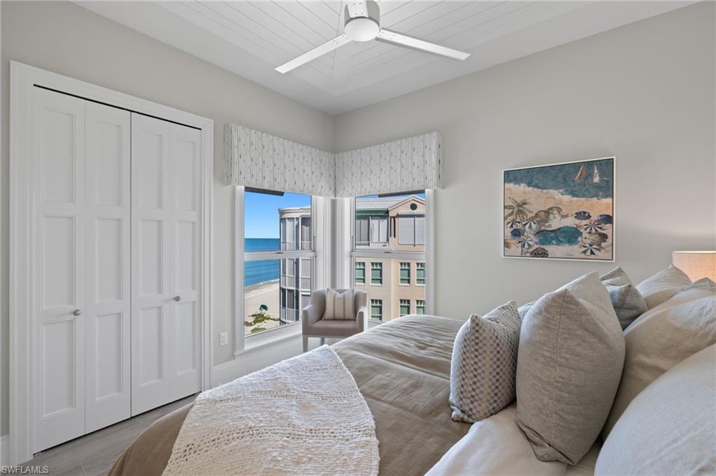 BAREFOOT BEACH CLUB - Residential