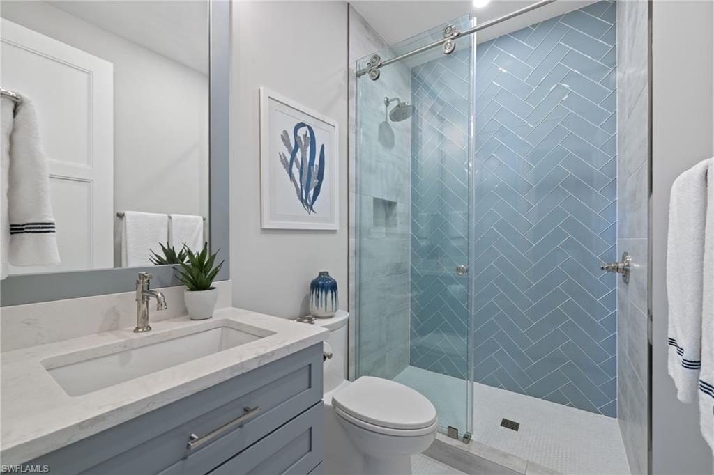 BAREFOOT BEACH CLUB - Residential