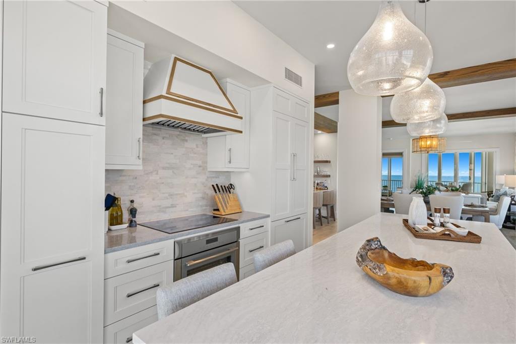 BAREFOOT BEACH CLUB - Residential