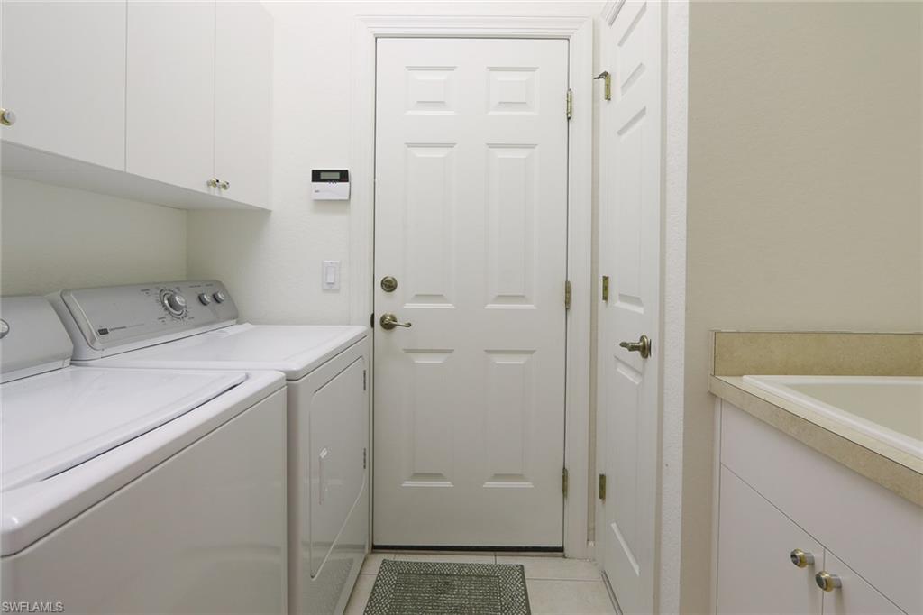 EMERSON SQUARE - Residential