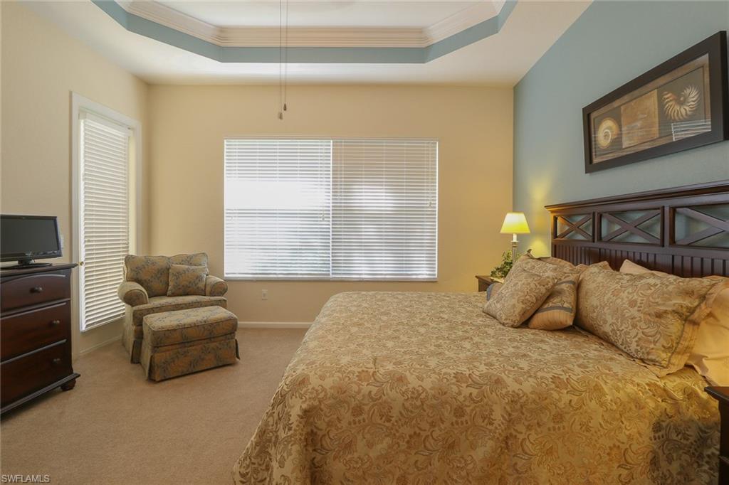 EMERSON SQUARE - Residential