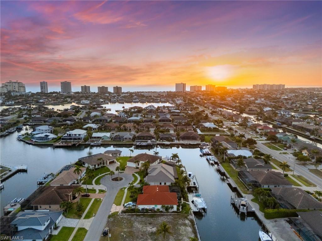 MARCO ISLAND - Residential