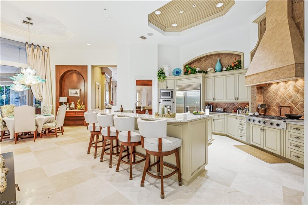 NAPLES CLUB ESTATES - Residential