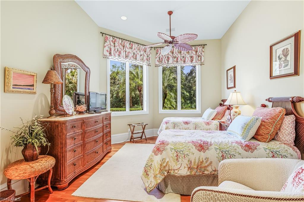 NAPLES CLUB ESTATES - Residential