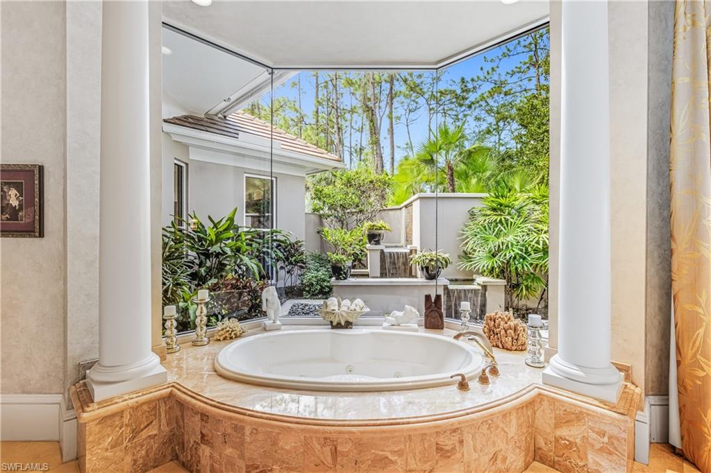 NAPLES CLUB ESTATES - Residential