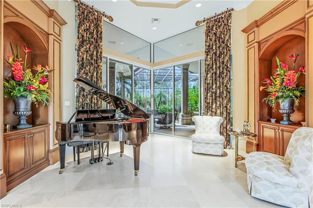 4457 Club Estates DR